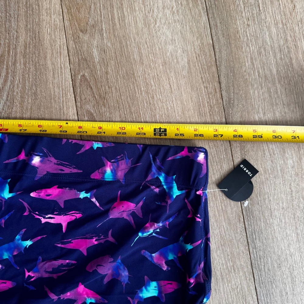 Torrid Shark Print Tankini Swim Set Navy Blue Pink Purple Plus Size 6 NEW - Picture 8 of 11